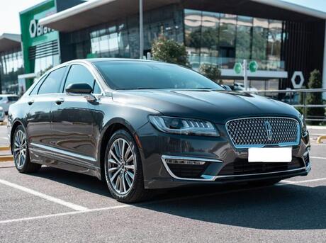 Lincoln MKZ 2019