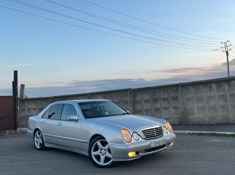 Mercedes E 320 2001