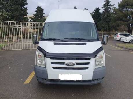 Ford Transit 2010