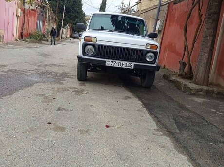 LADA (VAZ) Niva