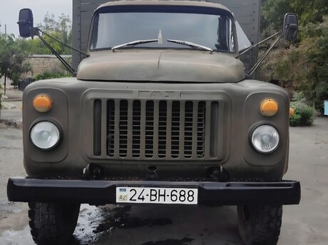 GAZ 53