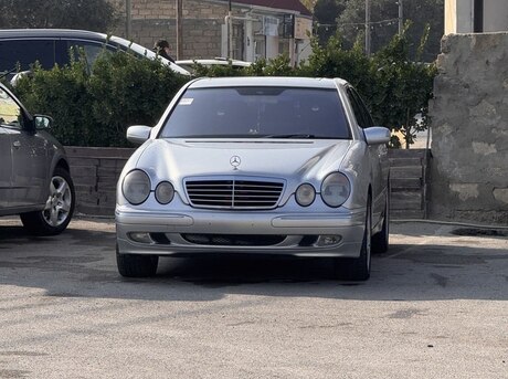 Mercedes E 270 2000