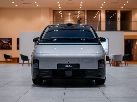 Li Auto Mega