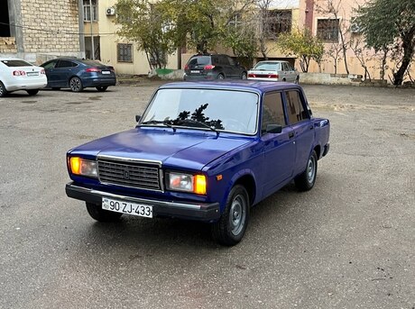 LADA (VAZ) 2107 2001