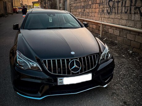Mercedes E 200 2013