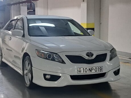 Toyota Camry 2010