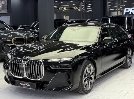 BMW 740