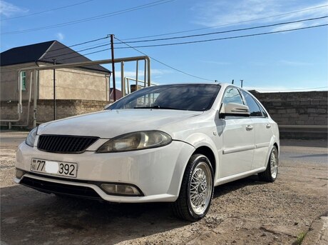 Daewoo Gentra 2013