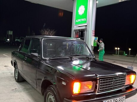 LADA (VAZ) 2107
