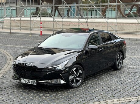 Hyundai Elantra 2023