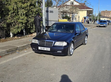 Mercedes C 220