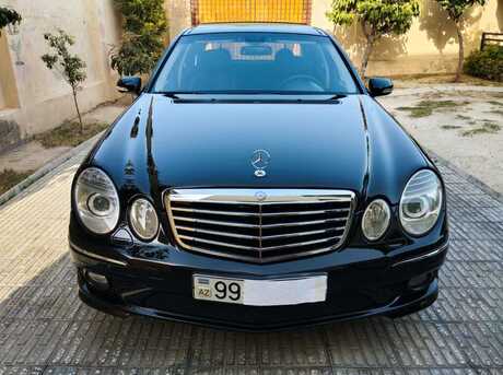 Mercedes E 200