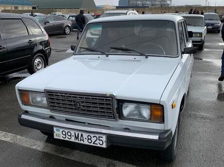LADA (VAZ) 2107