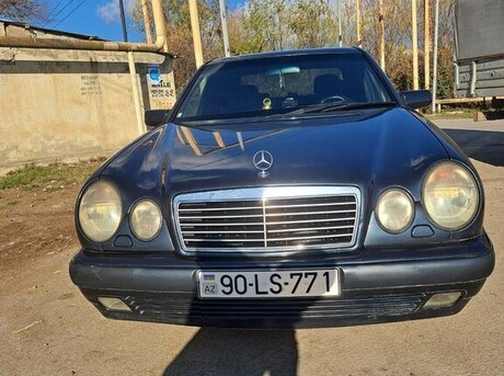 Mercedes C 240