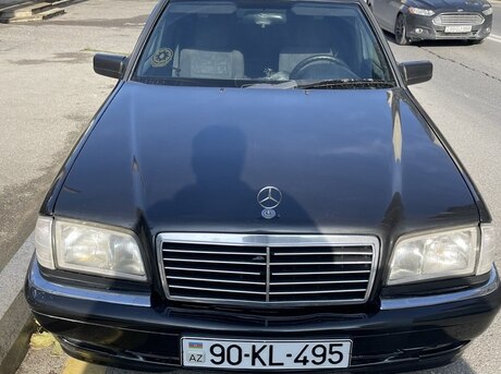 Mercedes C 180