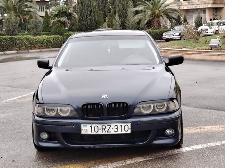 BMW 523