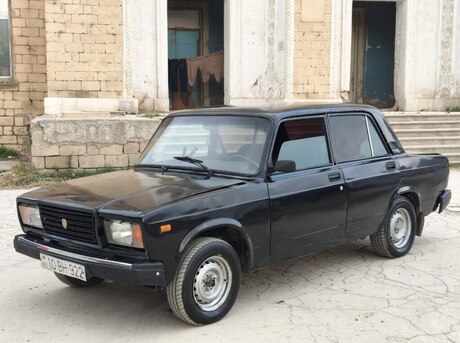LADA (VAZ) 2107