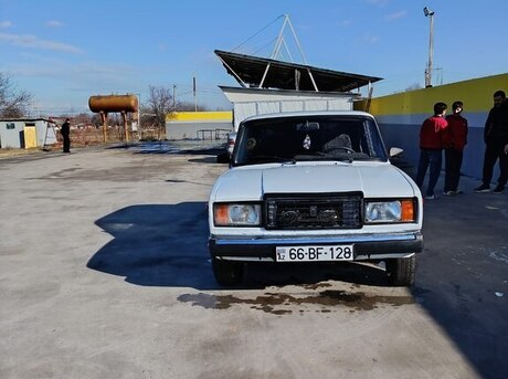 LADA (VAZ) 2107