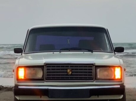 LADA (VAZ) 2107