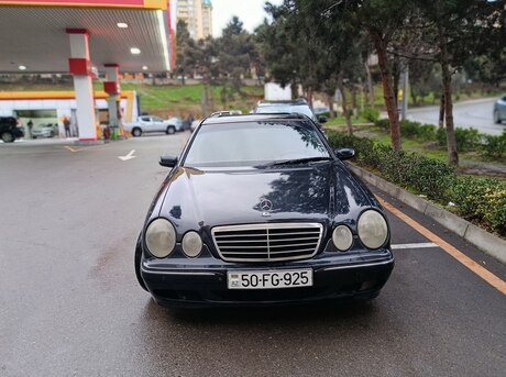 Mercedes E 280