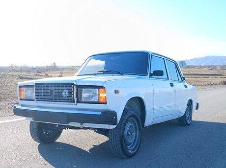LADA (VAZ) 2107