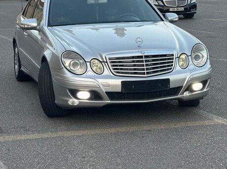 Mercedes E 220