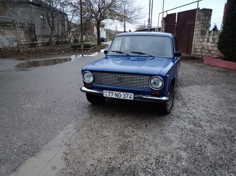 LADA (VAZ) 21011