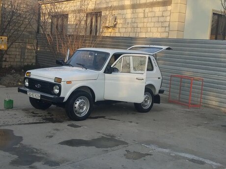 LADA (VAZ) Niva