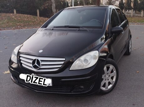 Mercedes B 200