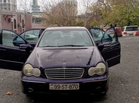 Mercedes C 200