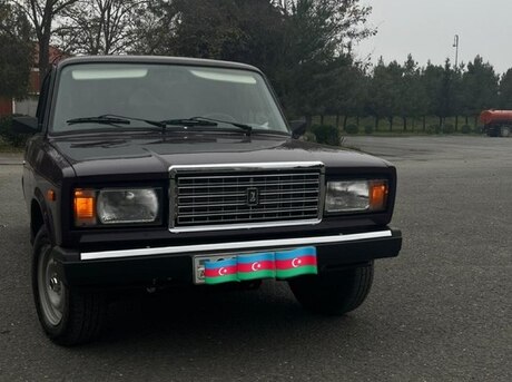 LADA (VAZ) 2107