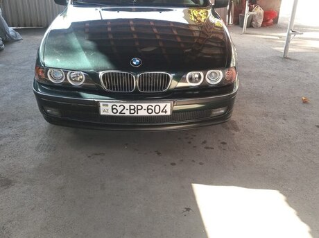 BMW 523