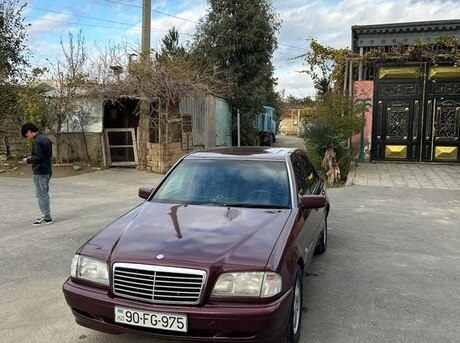 Mercedes C 220