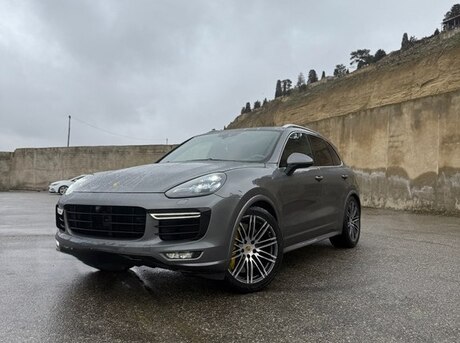 Porsche Cayenne Turbo S