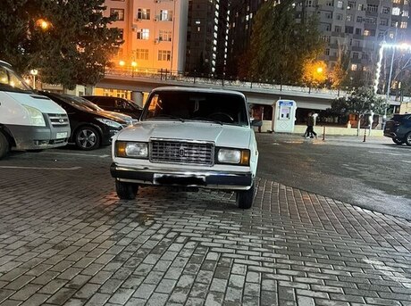 LADA (VAZ) 2107