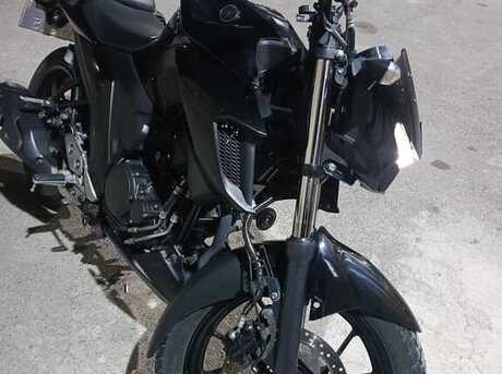 Yamaha FZ25