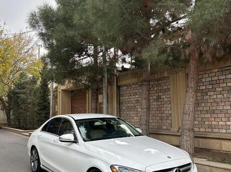 Mercedes C 300