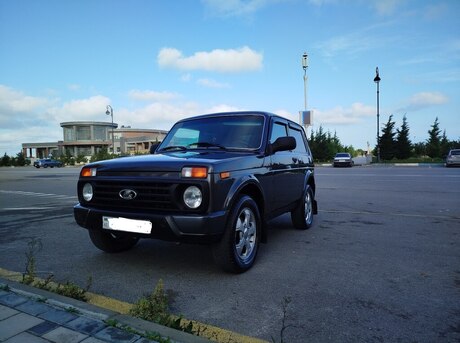 LADA (VAZ) Niva
