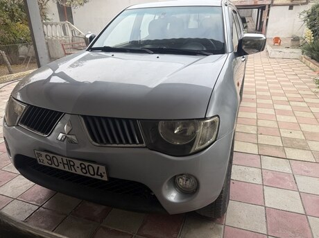 Mitsubishi L200