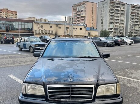 Mercedes C 230