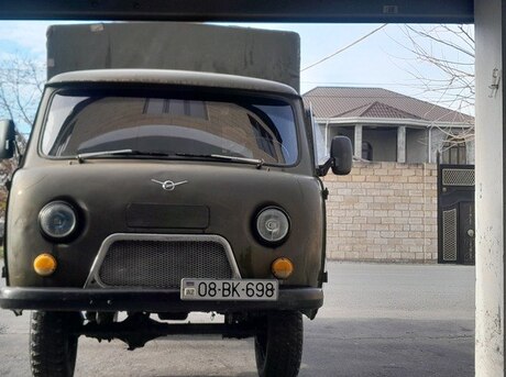 UAZ 452