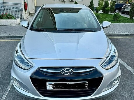 Hyundai Accent 2015