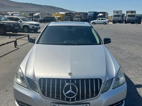 Mercedes E 250