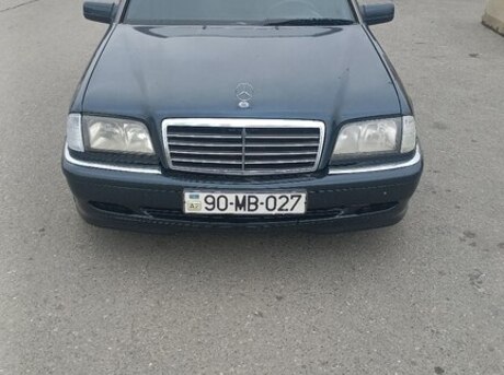 Mercedes C 180