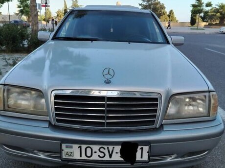 Mercedes C 220