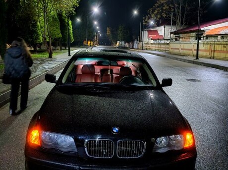 BMW 325 2000