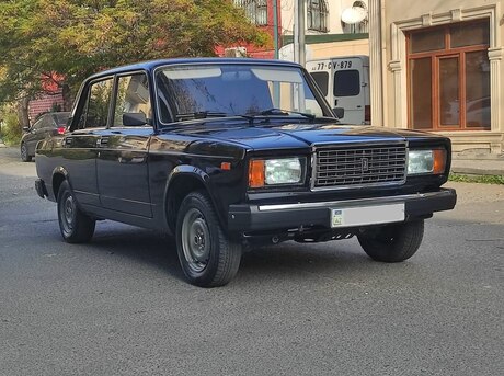LADA (VAZ) 2107 2011