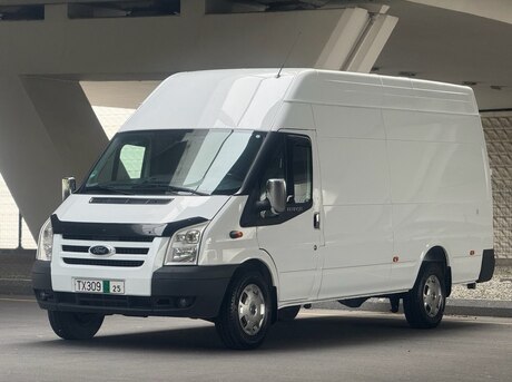 Ford Transit 2011
