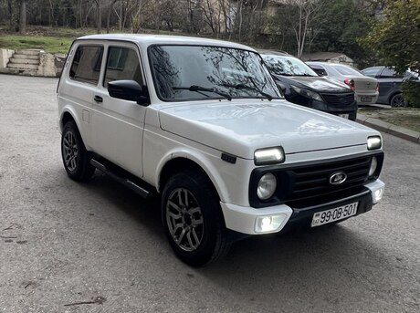 LADA (VAZ) Niva