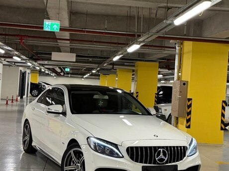 Mercedes C 300 4MATIC 2015
